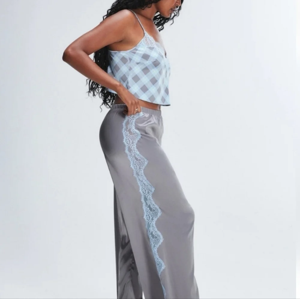 NWT Savage X Fenty Nite Shade Sleep Pant, cami and cheeky undies set sz Medium - Picture 3 of 4